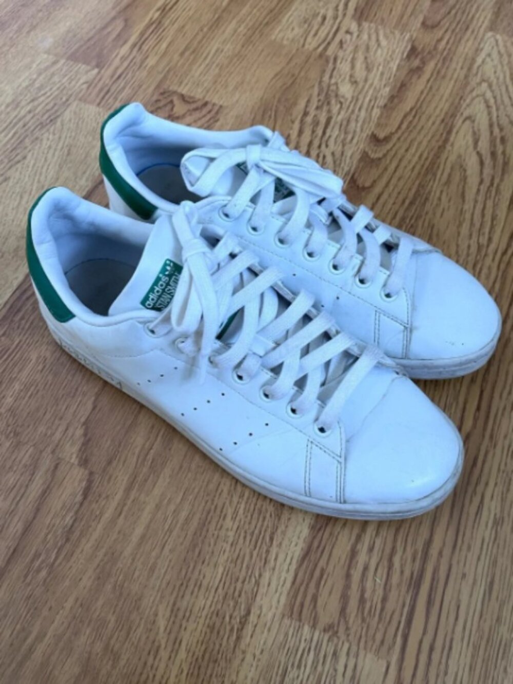 adidas White Leather Sneakers with Green Heel Tab - Men's Classic Stan smith